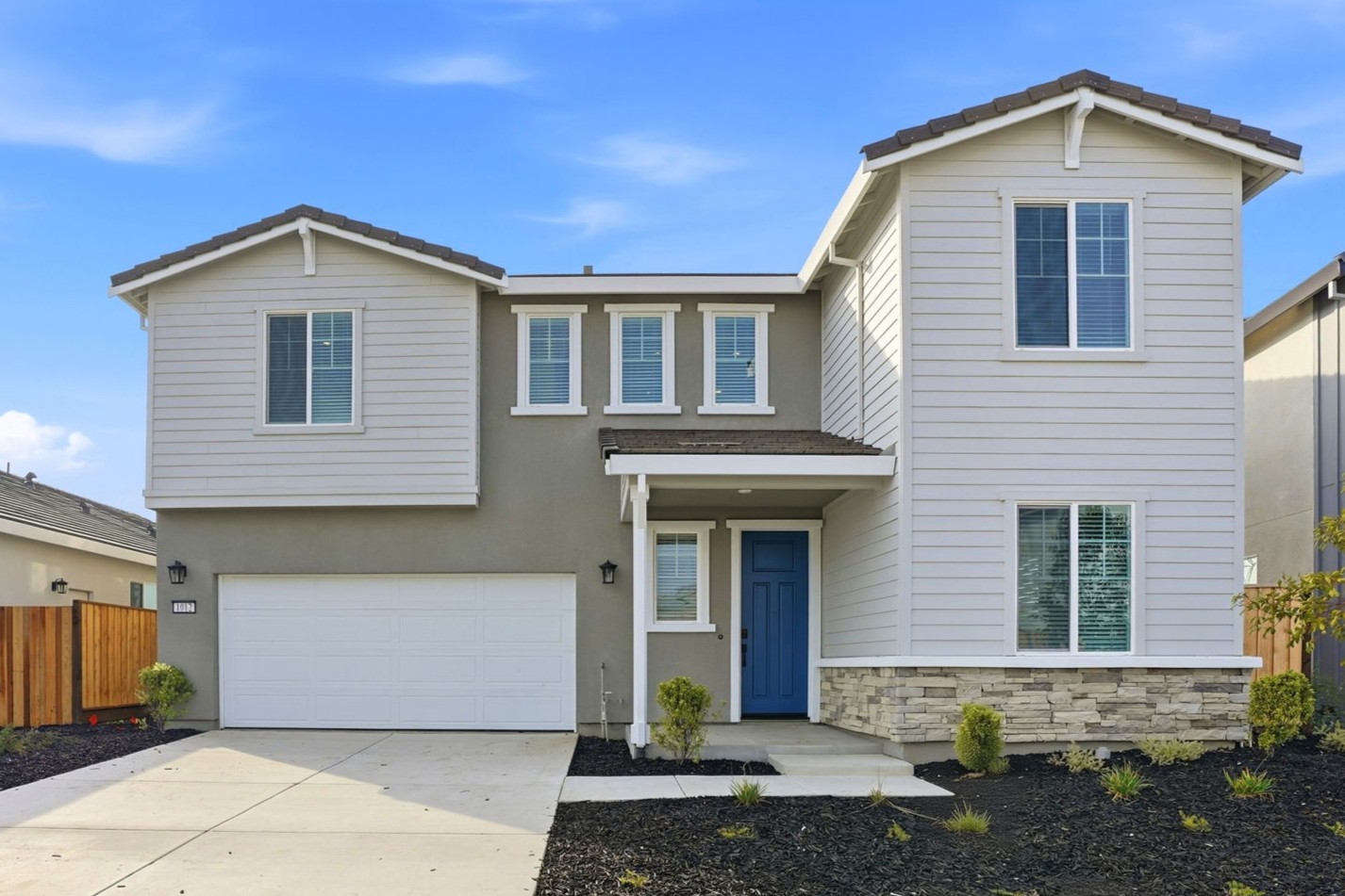 0016 1012 Bluebell Circle